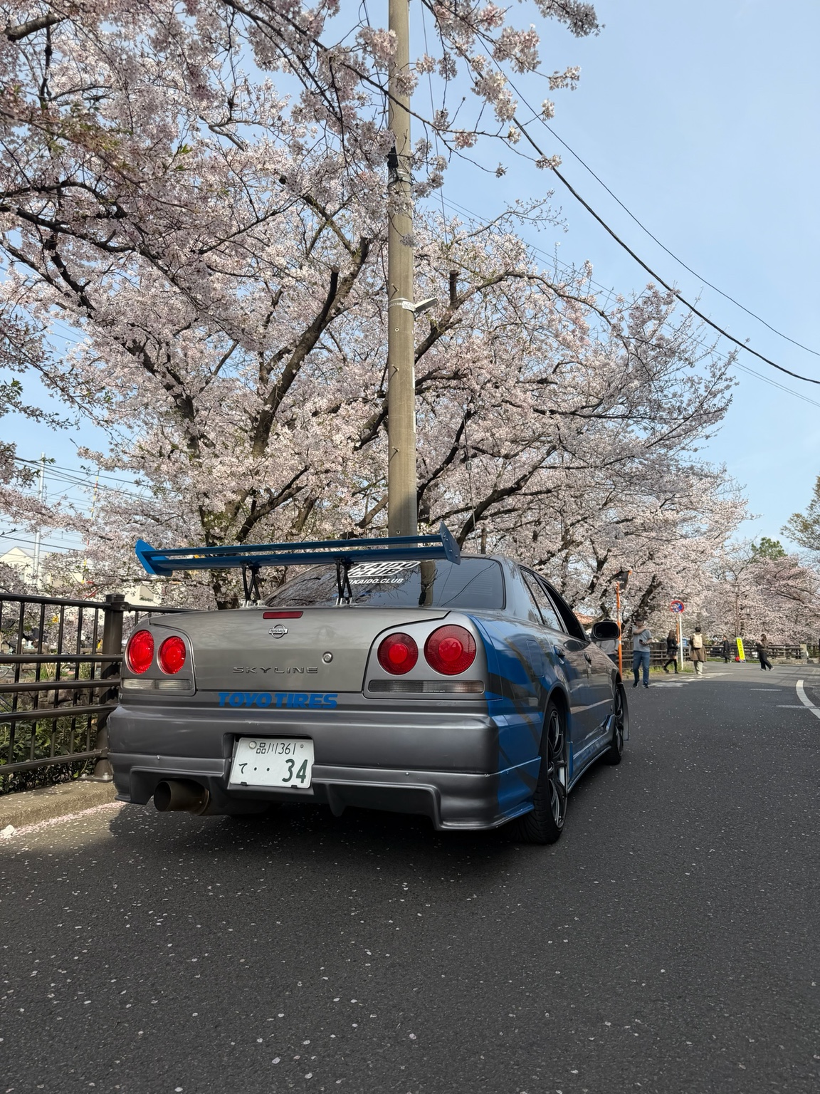 Nissan Skyline R34, autre vue du véhicule
